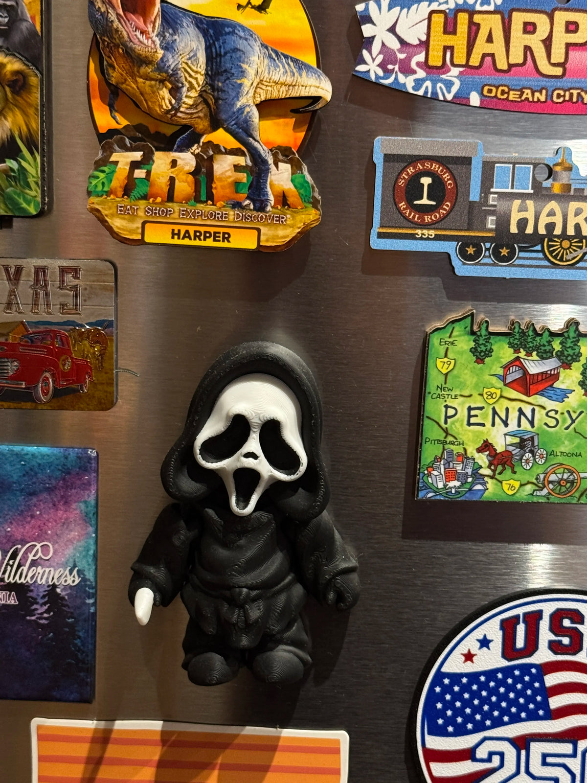 Scream Movie Iconic Ghost Figure fridge magnet