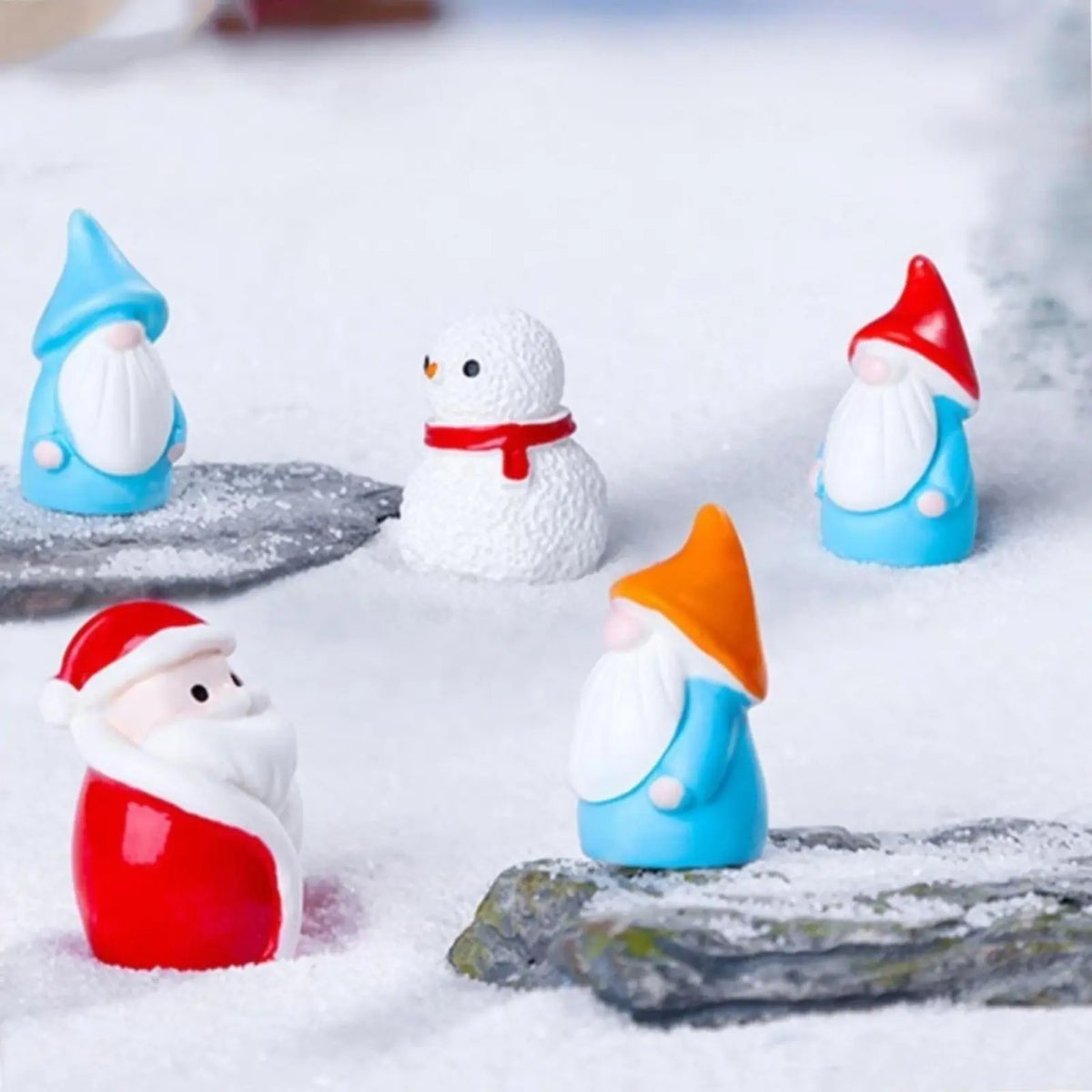9PCS Mini Gnome Figurines Miniature Gnome Figurines Resin Miniature Gnomes Statues Table Decorative Centerpiece for Fairy Garden Shelf Table Home Plant Pots Decor