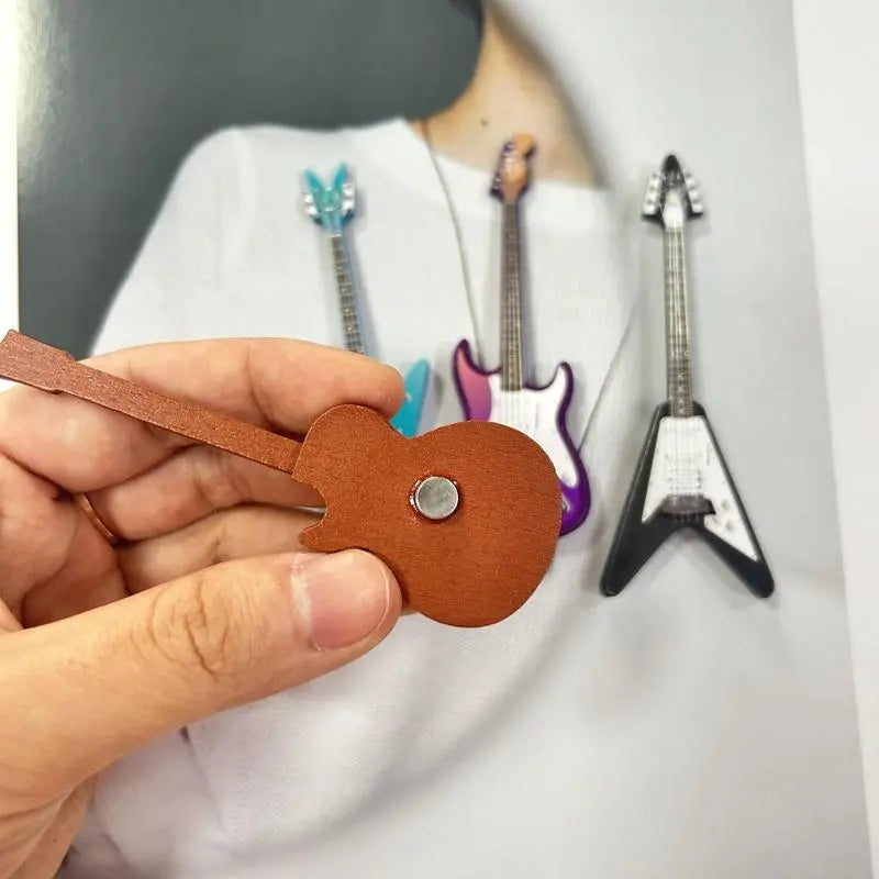 Guitar Shaped Fridge Magnet, 4 Counts/set Cute Guitar Design Fridge Magnet, Home Decor for Kitchen Office, Kitchen Utensils