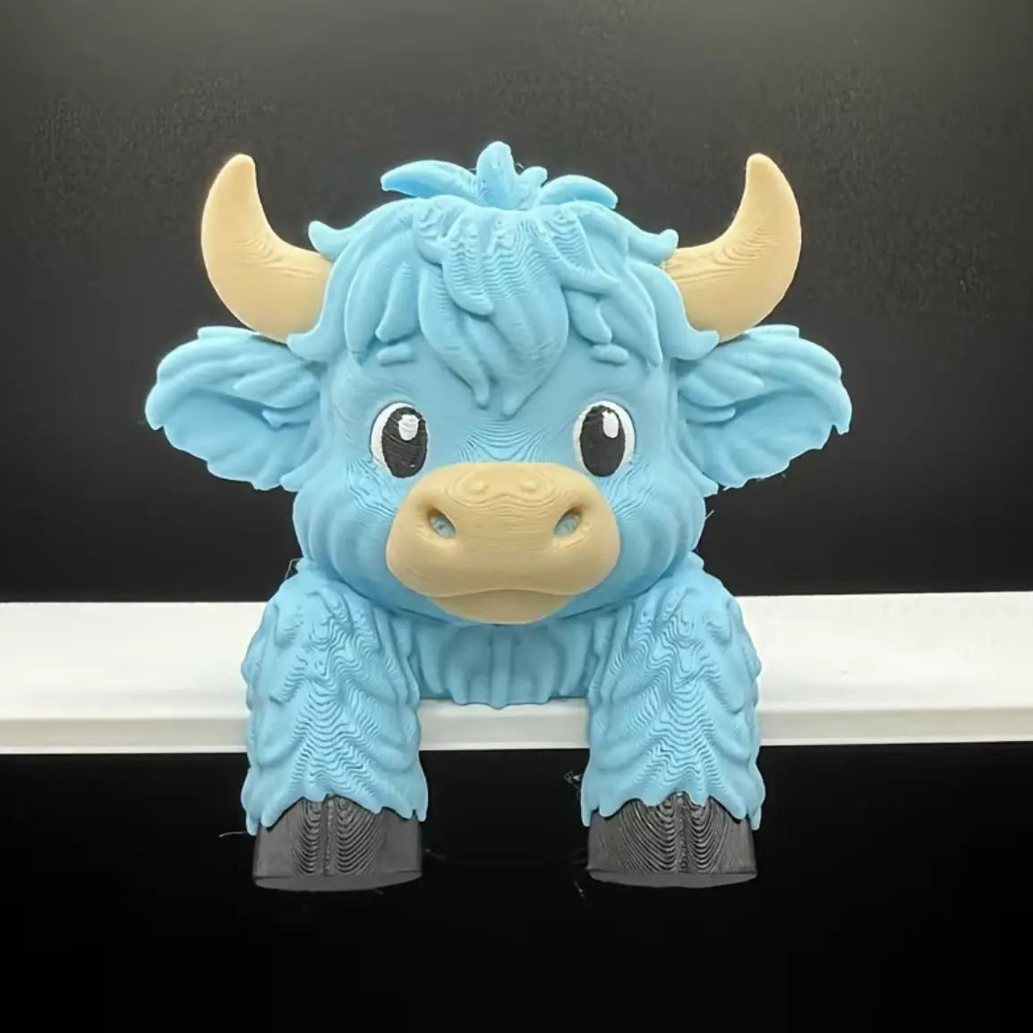 Highland Cow Monitor Buddy and Screen Sitter, 3D Printed Emotional Support Desk Companion and Office Decor-YY0