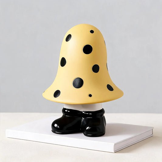 Trendy decorative ornaments, Decor Figurine Ornaments; accents for studies and home styling; small decorative pieces for children's rooms.