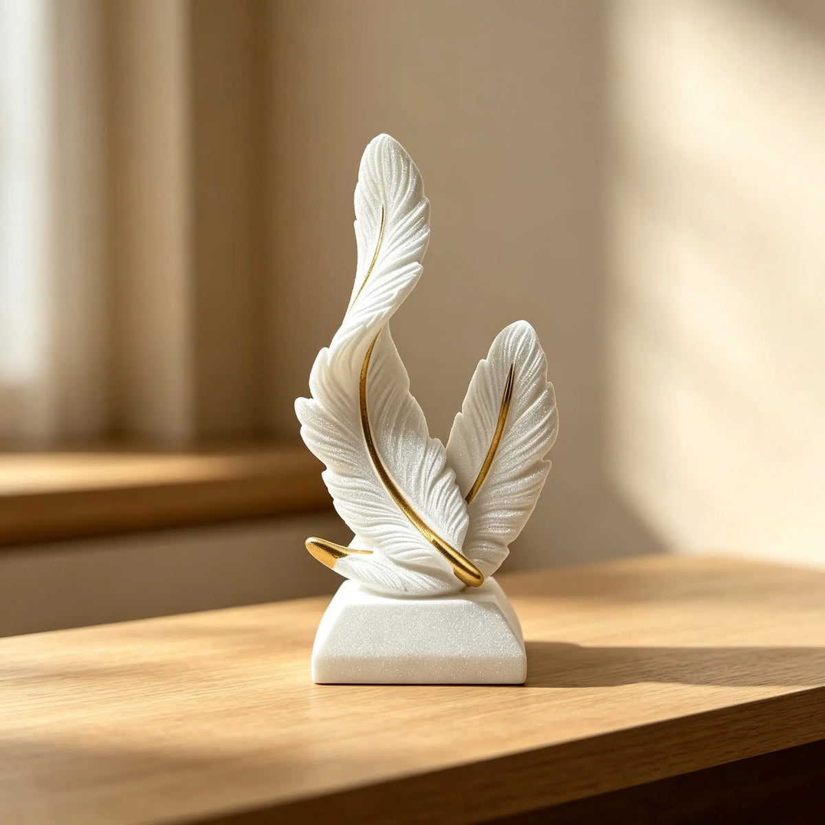1pc Feather Resin Desktop Decor, Gold Texture Sculpture, Modern Luxury Home Decoration, Living Room Bedroom Office Ornament, Decor Figurine